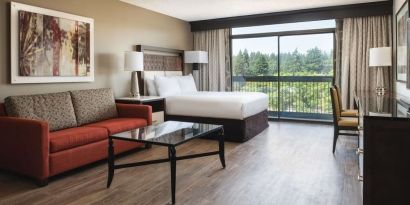 Day use room with natural light at Hilton Bellevue.