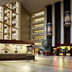 Lobby area at Hilton Bellevue.
