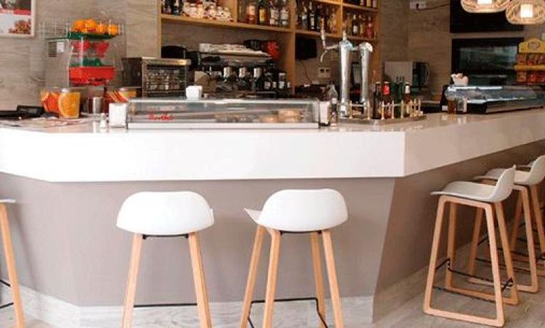 Hospedium Hotel Abril, Alicante