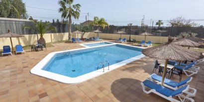 Hospedium Hotel Abril