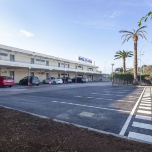 Hospedium Hotel Abril