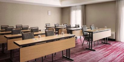 Professional meeting room at Sonesta Select Whippany Hanover.
