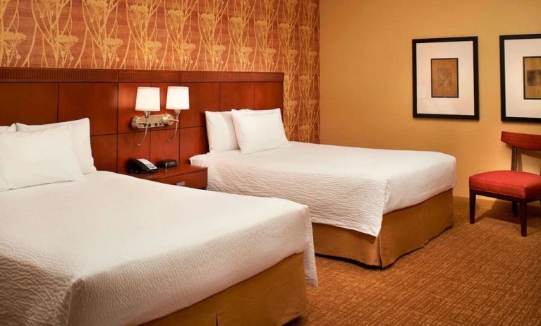 Day use twin room at Sonesta Select Detroit Auburn Hills.