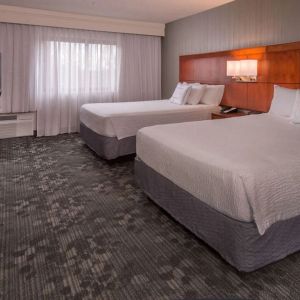Bright and spacious day use twin room at Sonesta Select Columbia.