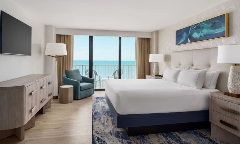 Bright day use room with balcony at DoubleTree Beach Resort By Hilton Tampa Bay - North Redington.