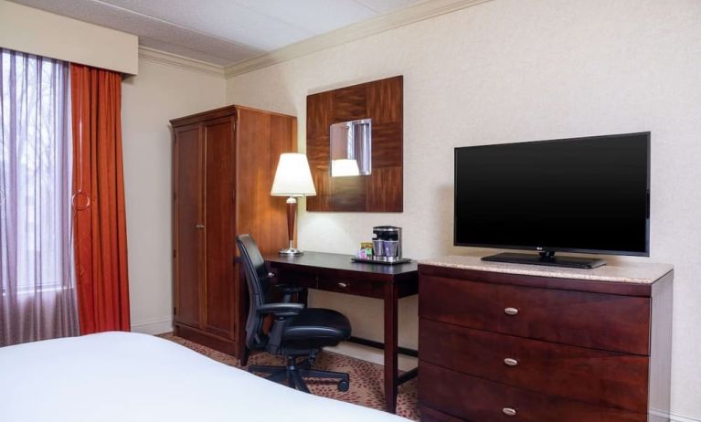 Day use room amenities at DoubleTree By Hilton Grand Rapids Airport.
