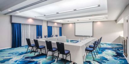 Meeting room at Hampton Inn & Suites Amelia Island-Historic Harbor Front.

