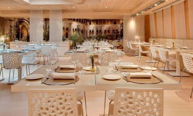 Hotel Badalona Tower, Badalona