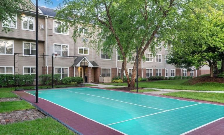 Basketball court at Sonesta ES Suites Parsippany Morris Plains.