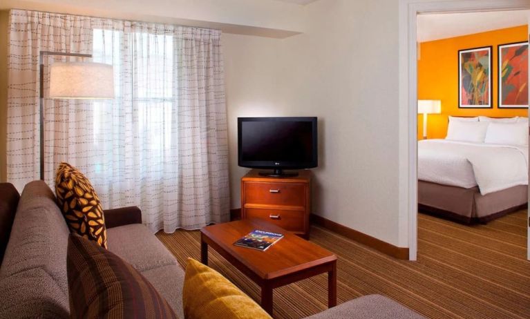 Day use room with living area at Sonesta ES Suites Birmingham Homewood.