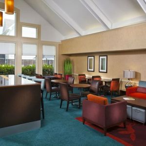 Lobby's workspace at Sonesta ES Suites Birmingham Homewood.