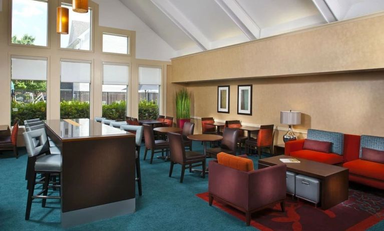 Lobby's workspace at Sonesta ES Suites Birmingham Homewood.