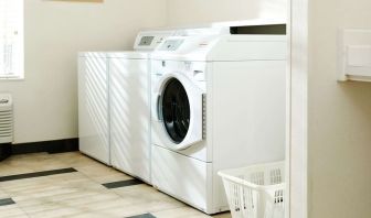 Laundry service is available for guests at Sonesta Simply Suites Pittsburgh Airport.