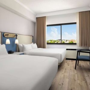 Day use twin room with work desk at Sonesta White Plains Downtown.
