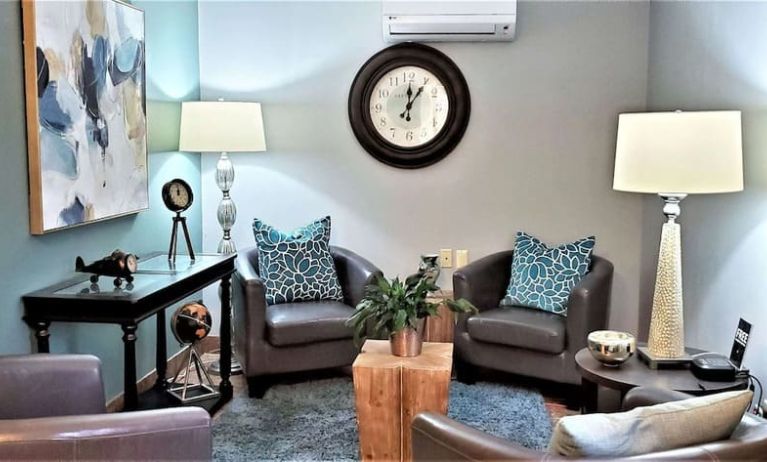 Comfortable lobby lounge at Sonesta Simply Suites Parsippany Morris Plains.