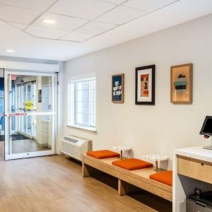 Lobby workspace at Sonesta Simply Suites Jersey City.