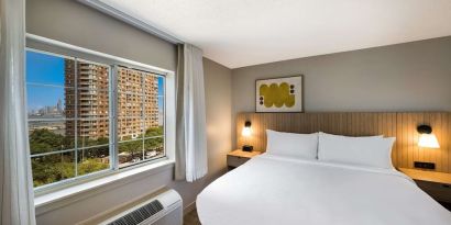 King bed at Sonesta Simply Suites Jersey City.