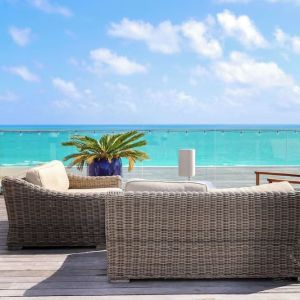 Lounge seating at Nautilus Sonesta Miami Beach.
