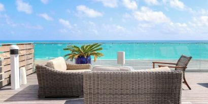 Lounge seating at Nautilus Sonesta Miami Beach.