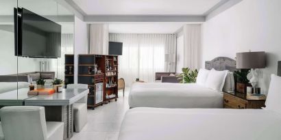 Day use twin room at Nautilus Sonesta Miami Beach.