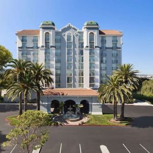 Parking area at Embassy Suites By Hilton San Francisco Airport Waterfront.