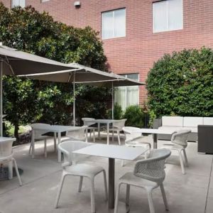 Courtyard perfect for coworking at Hilton Garden Inn Fort Worth Medical Center.