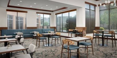 Dining area perfect for coworking at Hilton Garden Inn Fort Worth Medical Center.