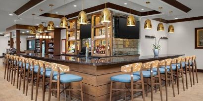Hotel bar at Hilton Garden Inn Fort Worth Medical Center.