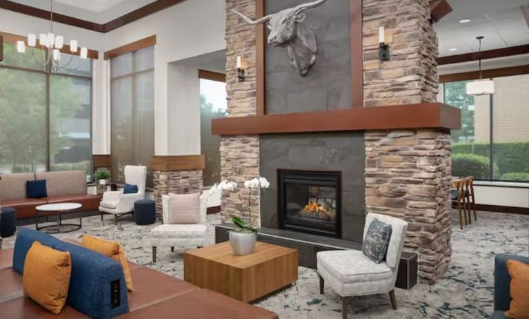 Lobby and coworking lounge at Hilton Garden Inn Fort Worth Medical Center.