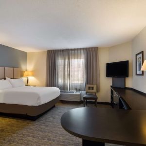 Day use room with work desk at Sonesta Simply Suites Des Moines.