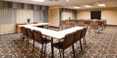 Professional meeting room at Sonesta ES Suites Atlanta - Perimeter Center.