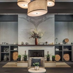 Lobby lounge area at Sonesta Atlanta Airport South.