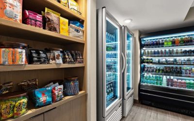 Convenience store at Sonesta ES Suites Denver South - Park Meadows.