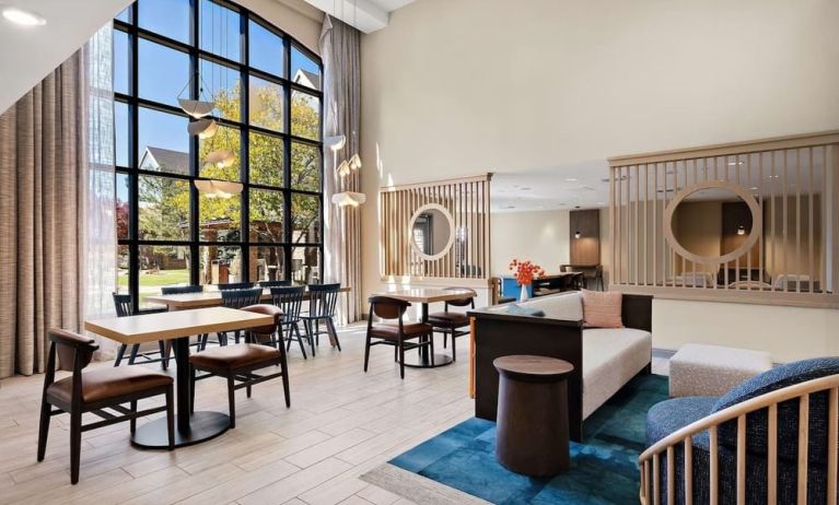 Lobby workspace, perfect for co-working at Sonesta ES Suites Denver South - Park Meadows.