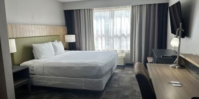 Bright and spacious day use room with work desk and private bathroom at Country Inn & Suites By Radisson, Chicago O'Hare South.