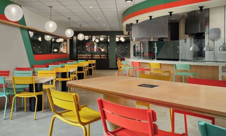 Dining area perfect for coworking at Sonesta Los Angeles Airport LAX.