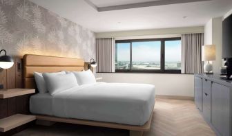King bed at Sonesta Los Angeles Airport LAX.