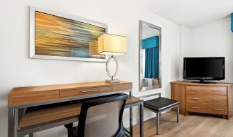 Day use room' workspace at Sonesta Anaheim Resort Area.