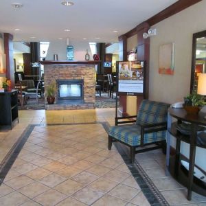 Lobby lounge at Sonesta ES Suites San Antonio Northwest - Medical Center.