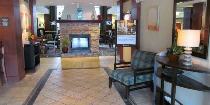 Lobby lounge at Sonesta ES Suites San Antonio Northwest - Medical Center.