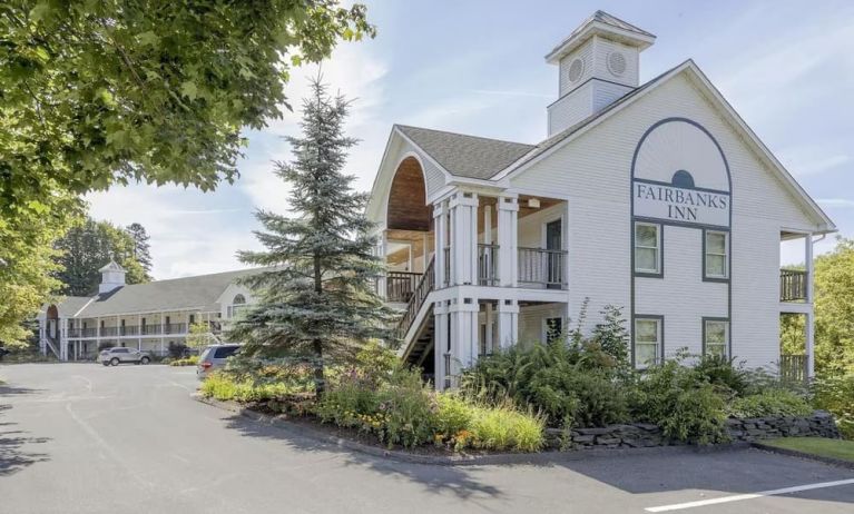 Hotel exterior at Fairbanks Inn.