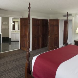 King room at Fairbanks Inn.