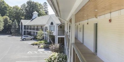Parking available at Fairbanks Inn.