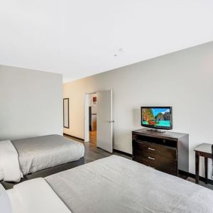 Queen beds available at Quality Inn & Suites Liberty Lake - Spokane Valley.