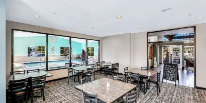 Dining room at Quality Inn & Suites Liberty Lake - Spokane Valley.