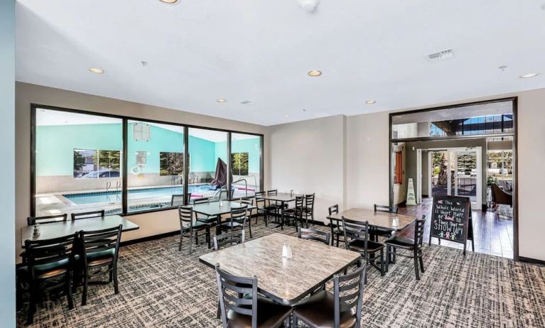 Dining room at Quality Inn & Suites Liberty Lake - Spokane Valley.