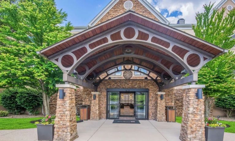 Entrance at Sonesta ES Suites Andover Boston.