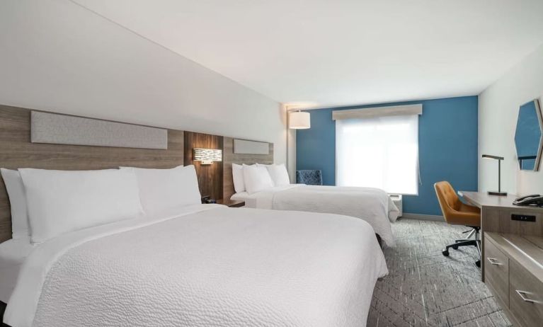 Bright and spacious day use twin room with work desk at Holiday Inn Express & Suites Bensenville - O'Hare.