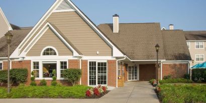 Entrance at Sonesta ES Suites Charlottesville University.