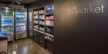 Convenience store at Sonesta Select Seattle Bellevue Redmond.